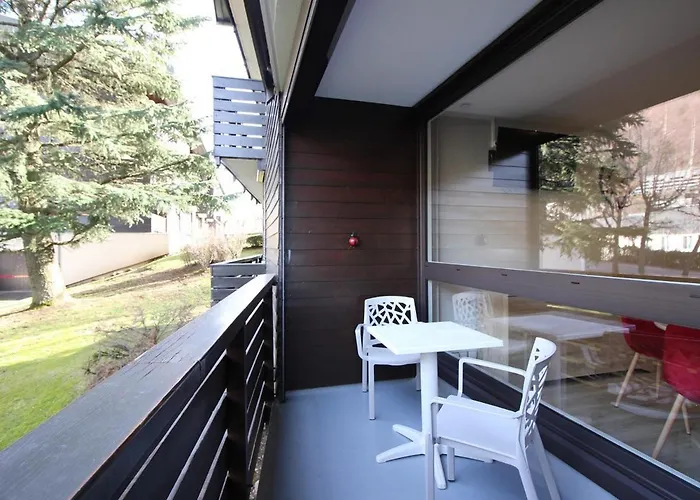 T2 Renove Avec Balcon Et Parking Au Mont-dore - Fr-1-608-244 Апартаменты *