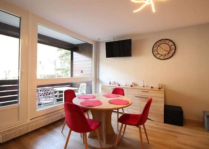 Апартаменты T2 Renove Avec Balcon Et Parking Au Mont-dore - Fr-1-608-244